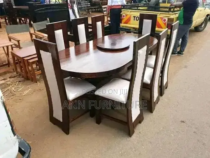 Dinning Table 8seater