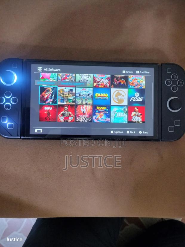 Nintendo Switch Oled - thumbnail 6