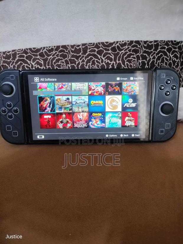 Nintendo Switch Oled - thumbnail 7