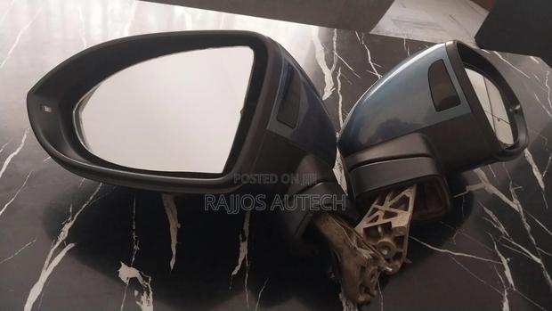 Vw Passat Side Mirrors Complete Assemblies Right and Left