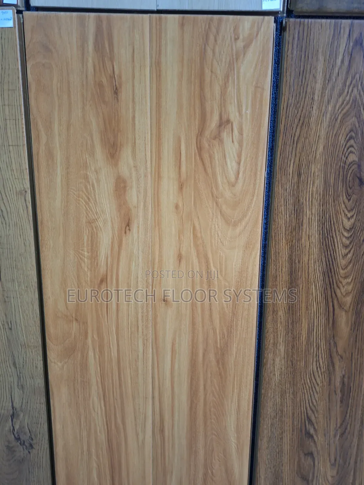 Laminates Flooring
