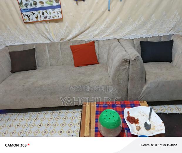 Six Seater Modern Sofa - thumbnail 3