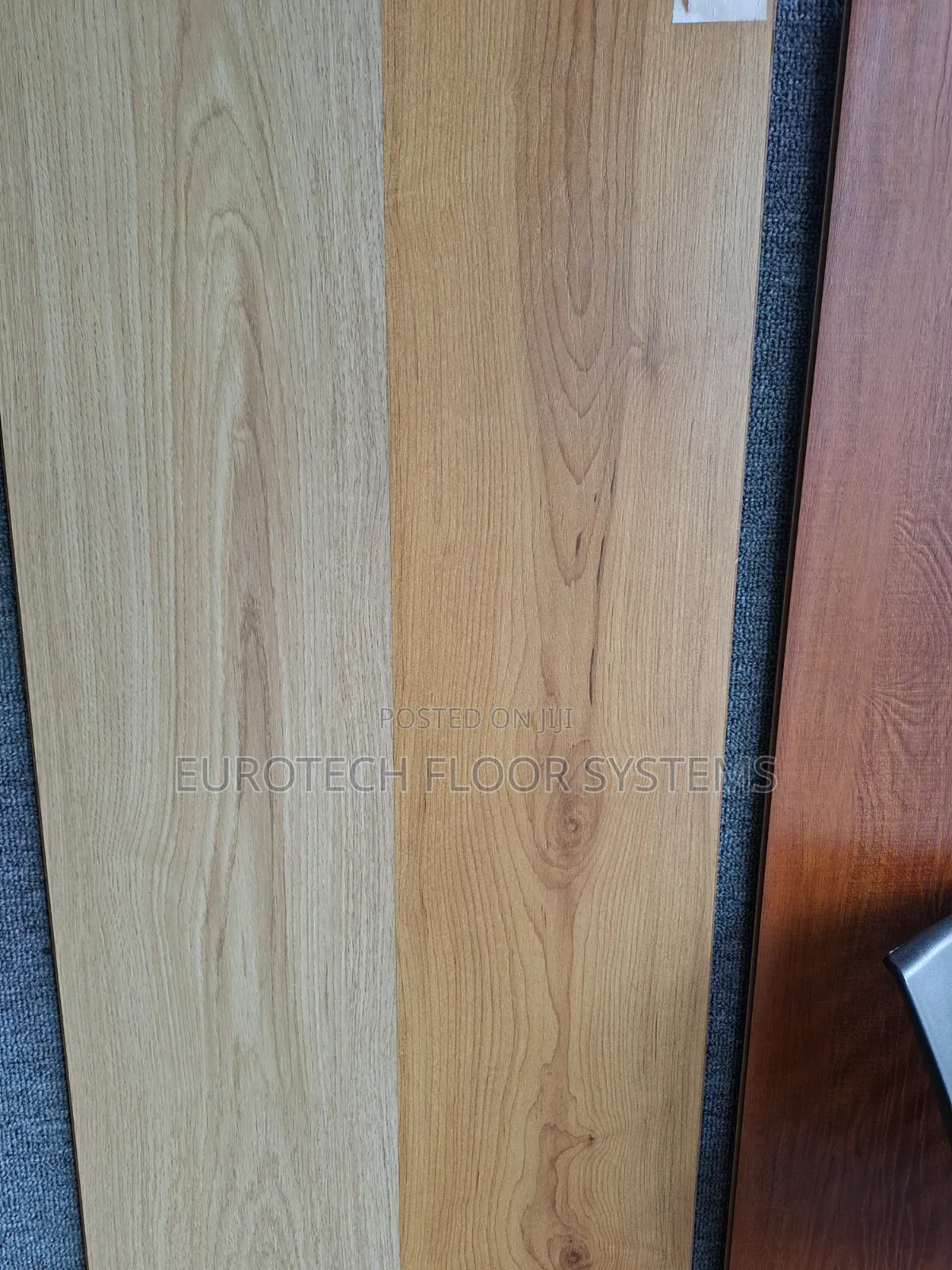 Laminated Floor Board