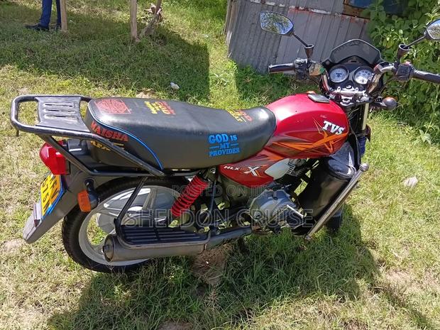 TVS HLX Plus ES 2022 Red - thumbnail 3