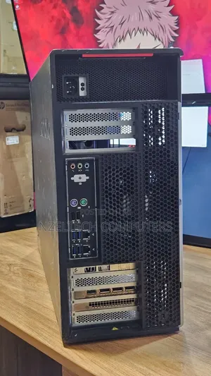 Desktop Computer Lenovo ThinkStation P920 32GB Intel Xeon SSD 512GB