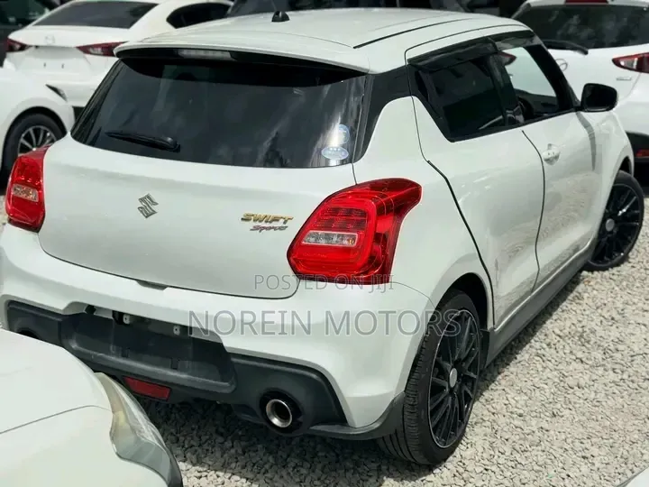 Suzuki Baleno 2018 White
