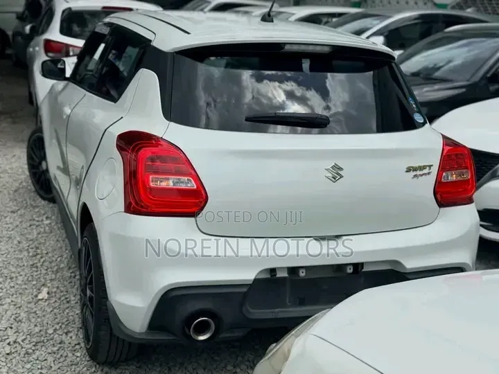 Suzuki Baleno 2018 White