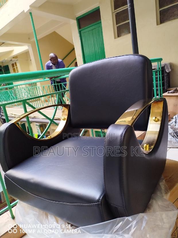 Executive Salon Black Styling Seat - thumbnail 4