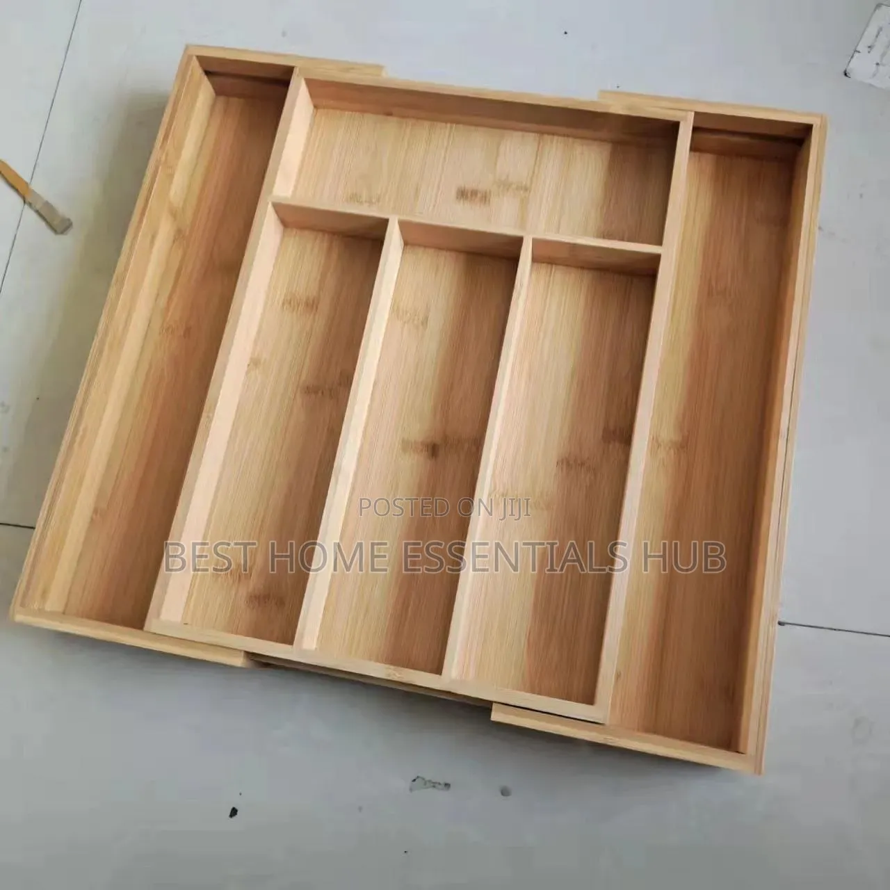 Expandable Bamboo Cutlery Organiser
