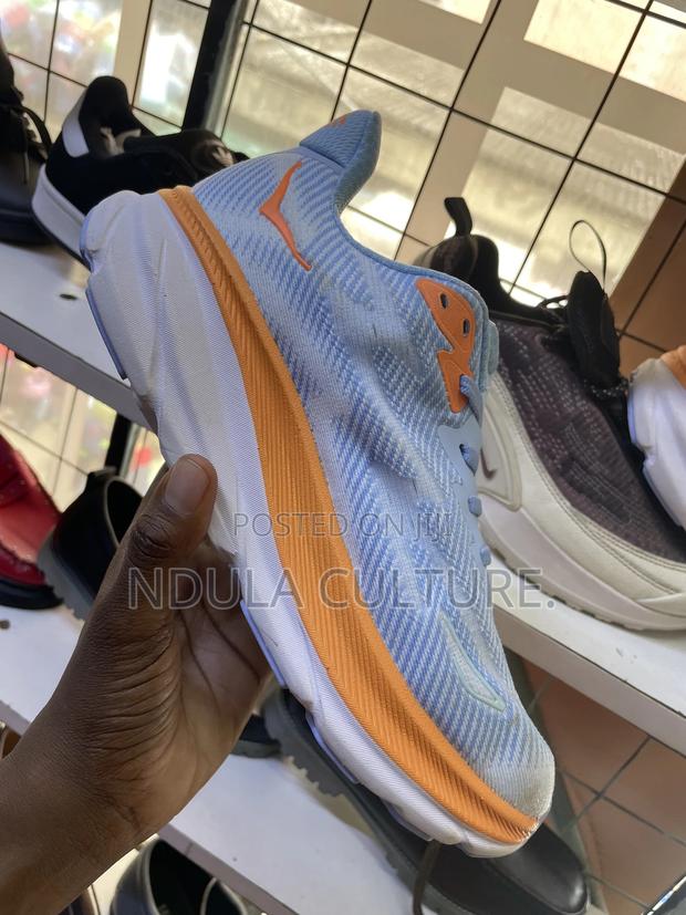 Hoka Sneakers - thumbnail 11