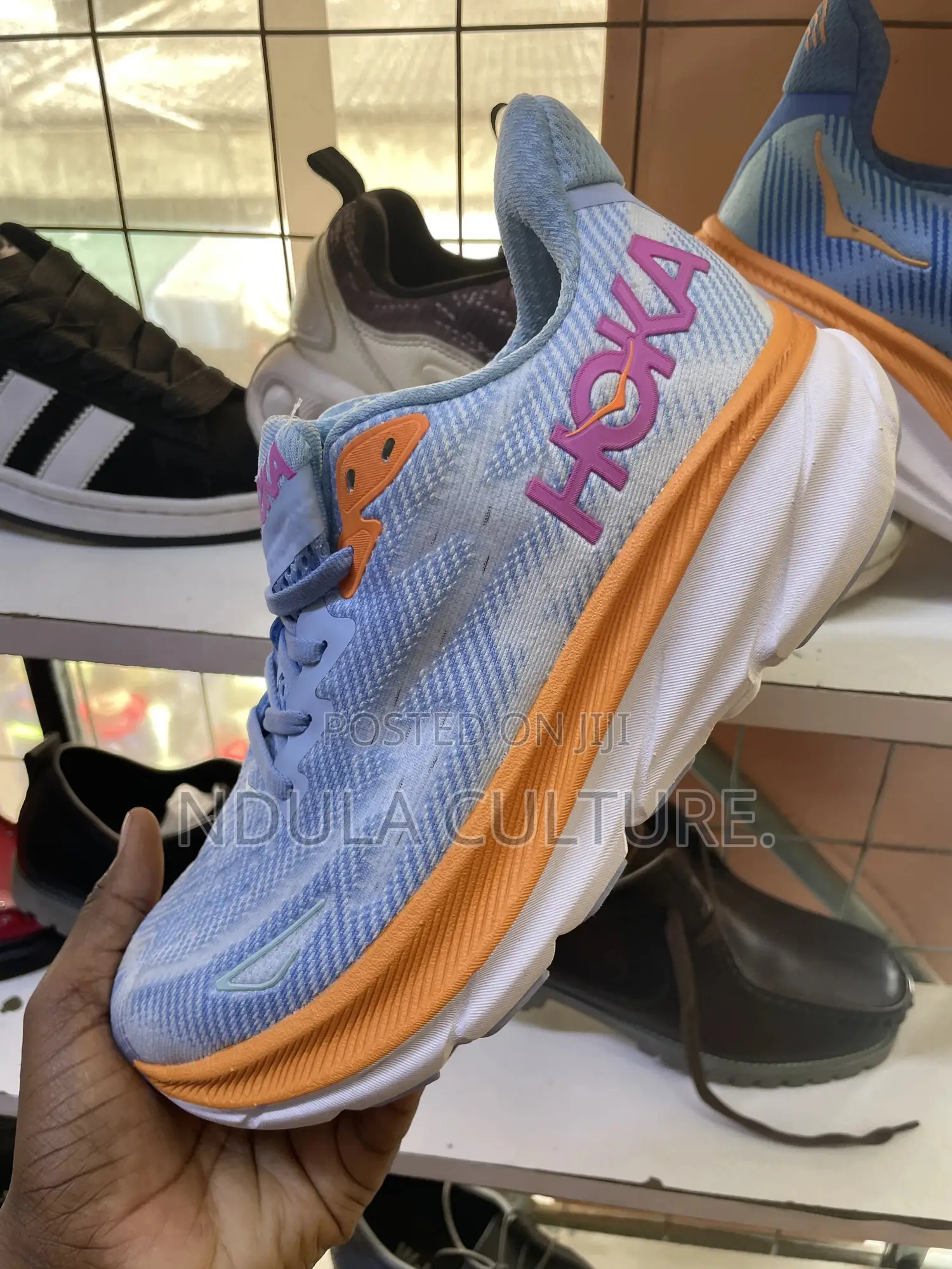 Hoka 1 Bondi Sneakers