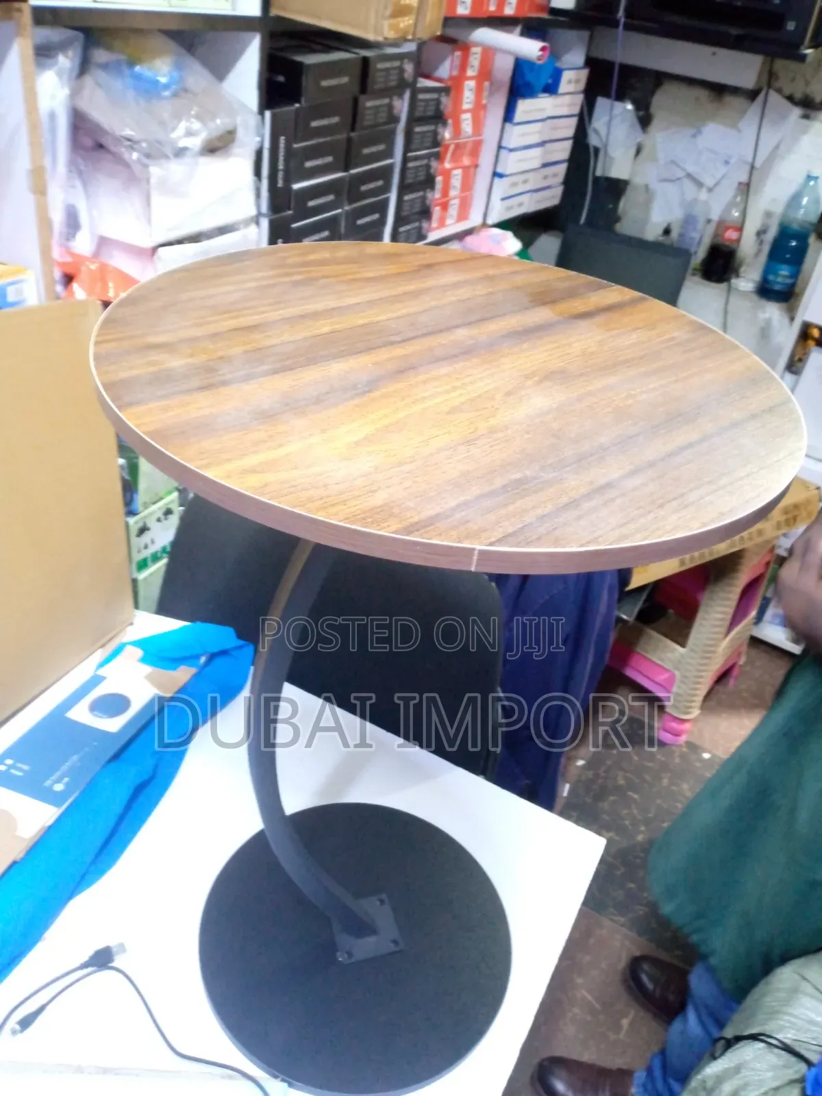 Coffee/Side Bed Round Table Table