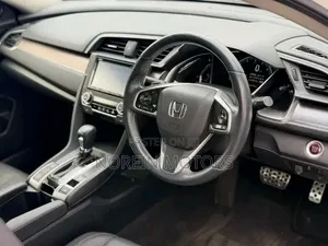 Honda Civic 2019 White