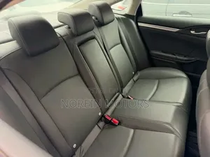 Honda Civic 2019 White
