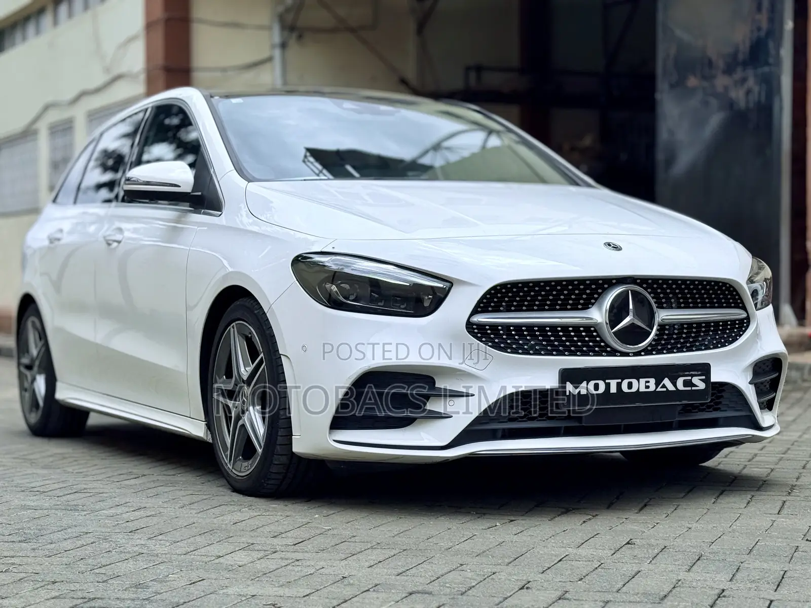 Mercedes-Benz B-Class B180 Petrol 2020 Pearl