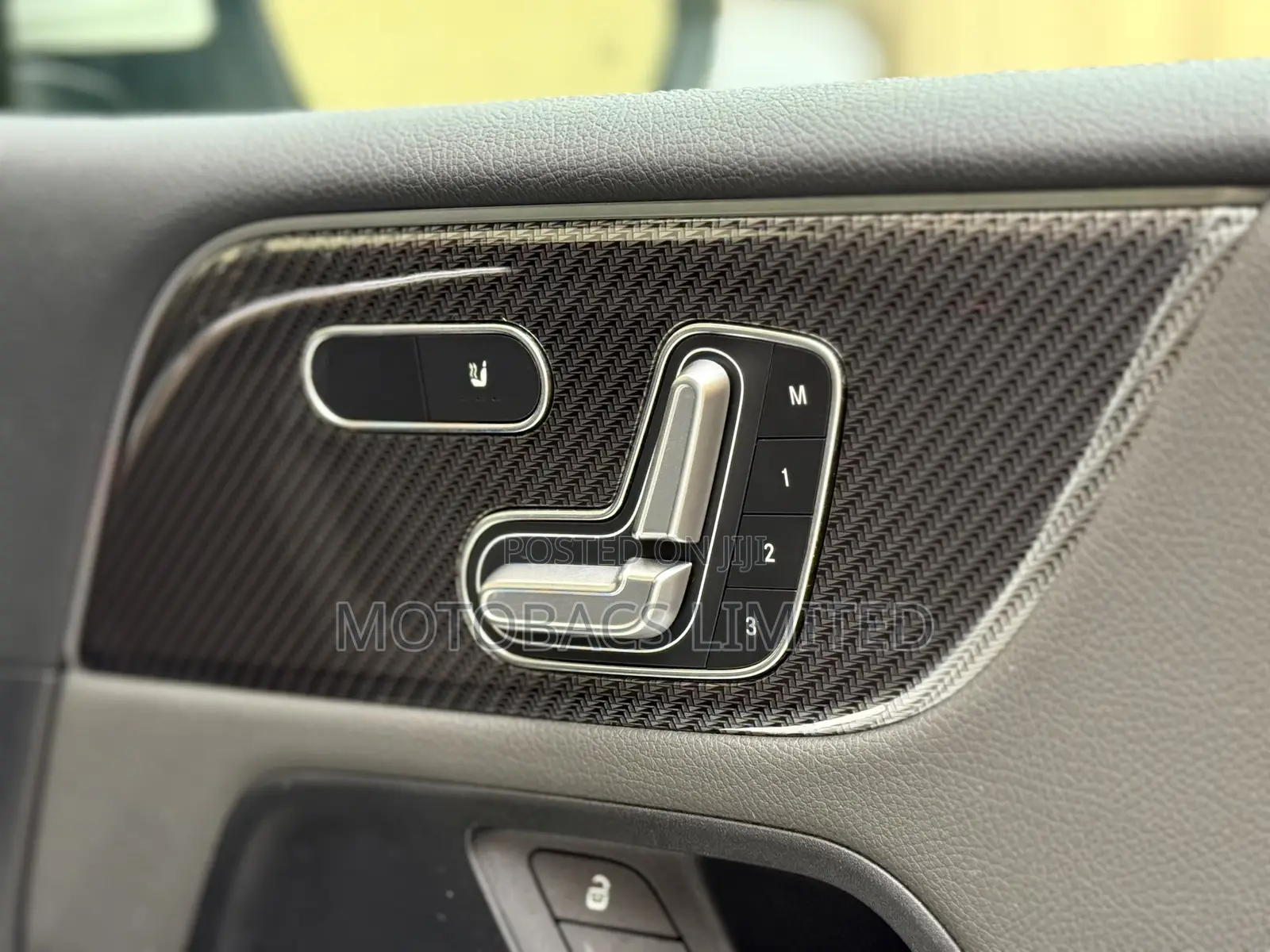 Mercedes-Benz B-Class B180 Petrol 2020 Pearl