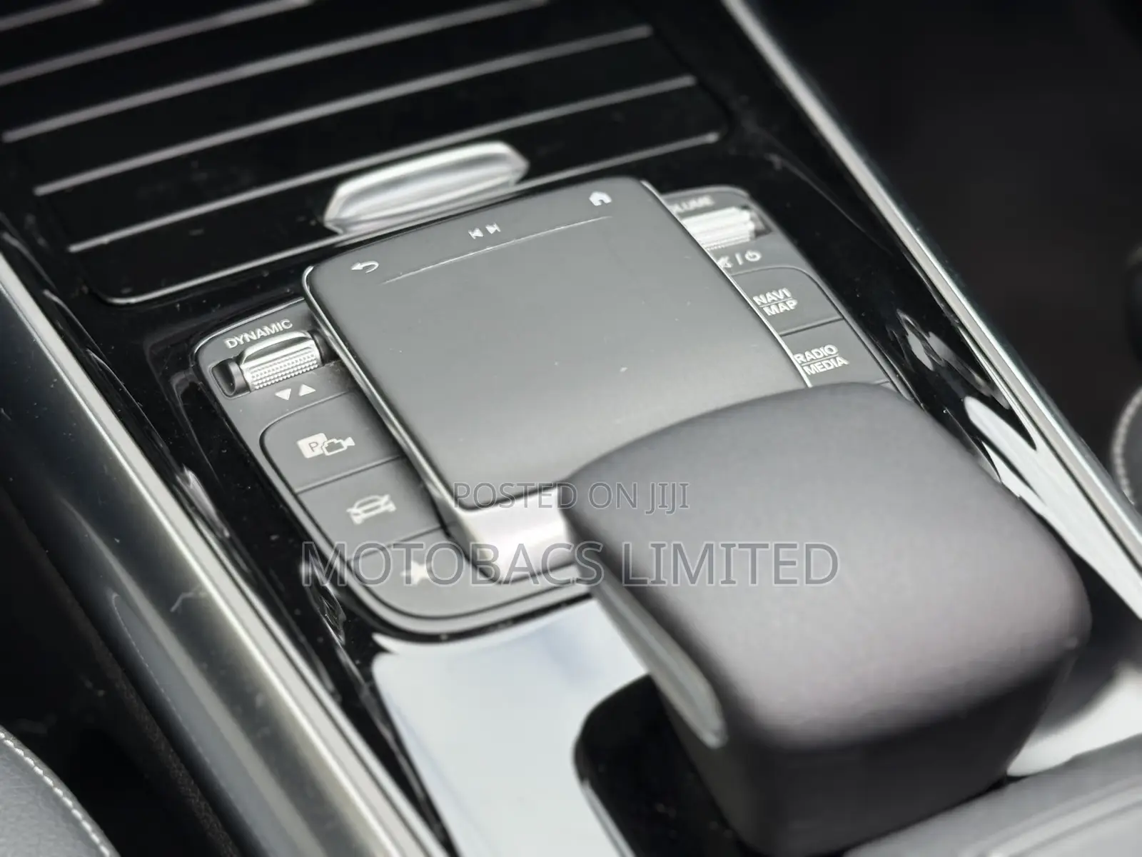 Mercedes-Benz B-Class B180 Petrol 2020 Pearl