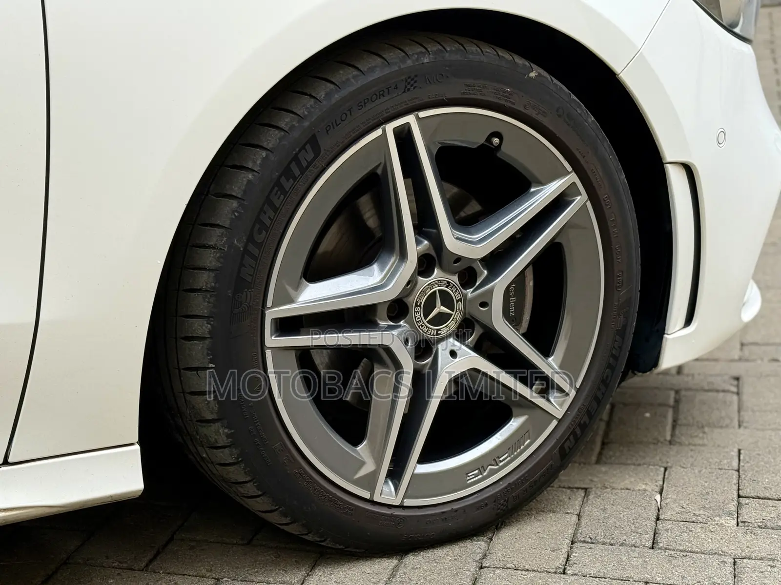 Mercedes-Benz B-Class B180 Petrol 2020 Pearl