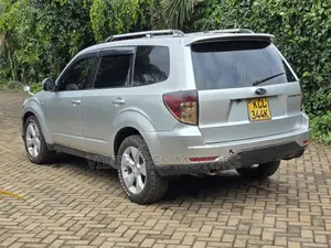 Subaru Forester 2010 Silver
