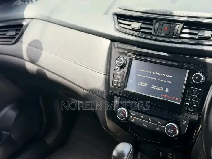Nissan X-Trail 2.0 Hybrid AWD 2018 Black