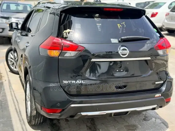 Nissan X-Trail 2.0 Hybrid AWD 2018 Black