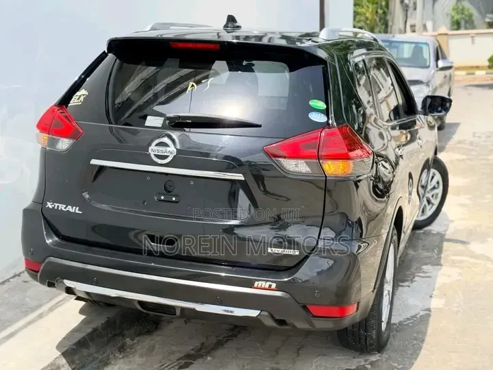 Nissan X-Trail 2.0 Hybrid AWD 2018 Black