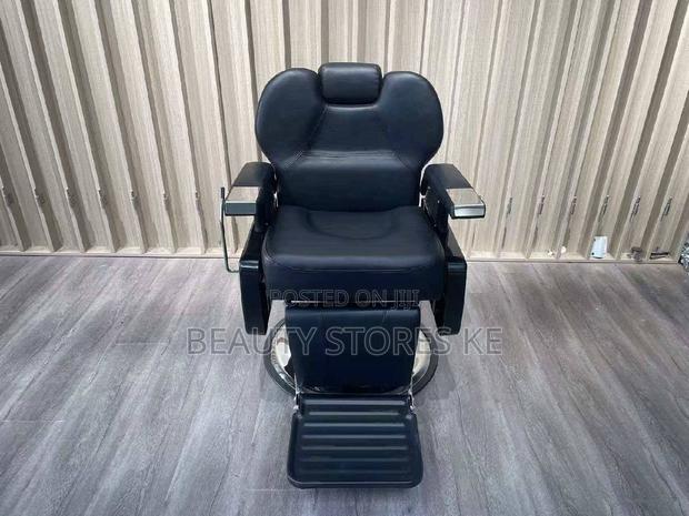 Executive Jumbo Barber Seat - thumbnail 2