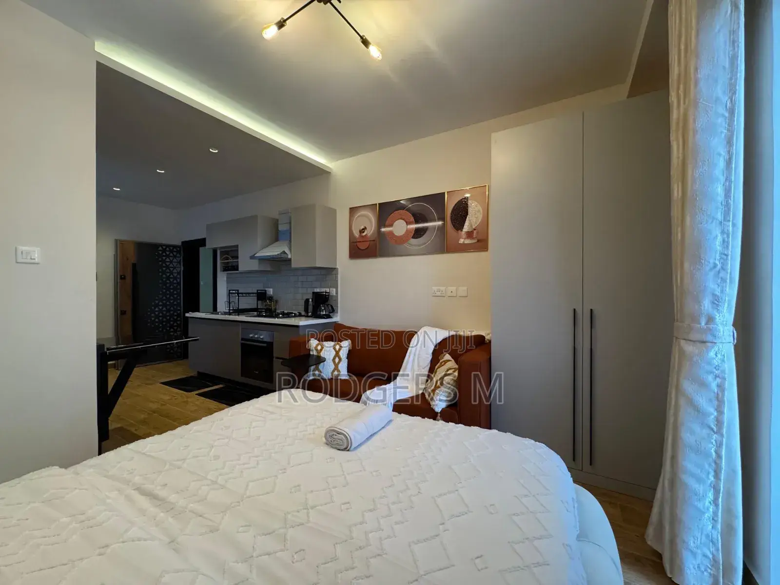 Furnished Studio Apartment in State House Area for rent