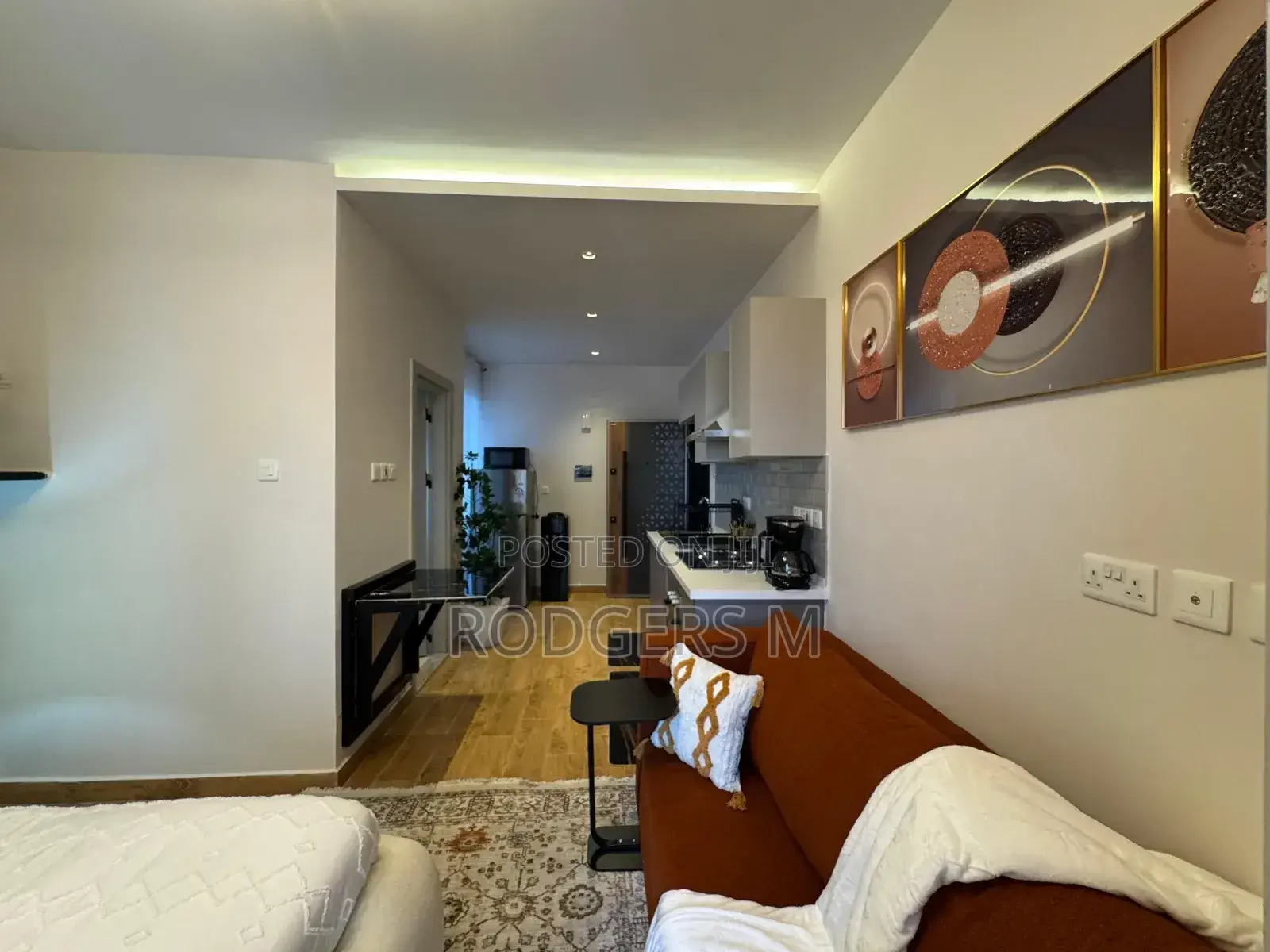 Furnished Studio Apartment in State House Area for rent