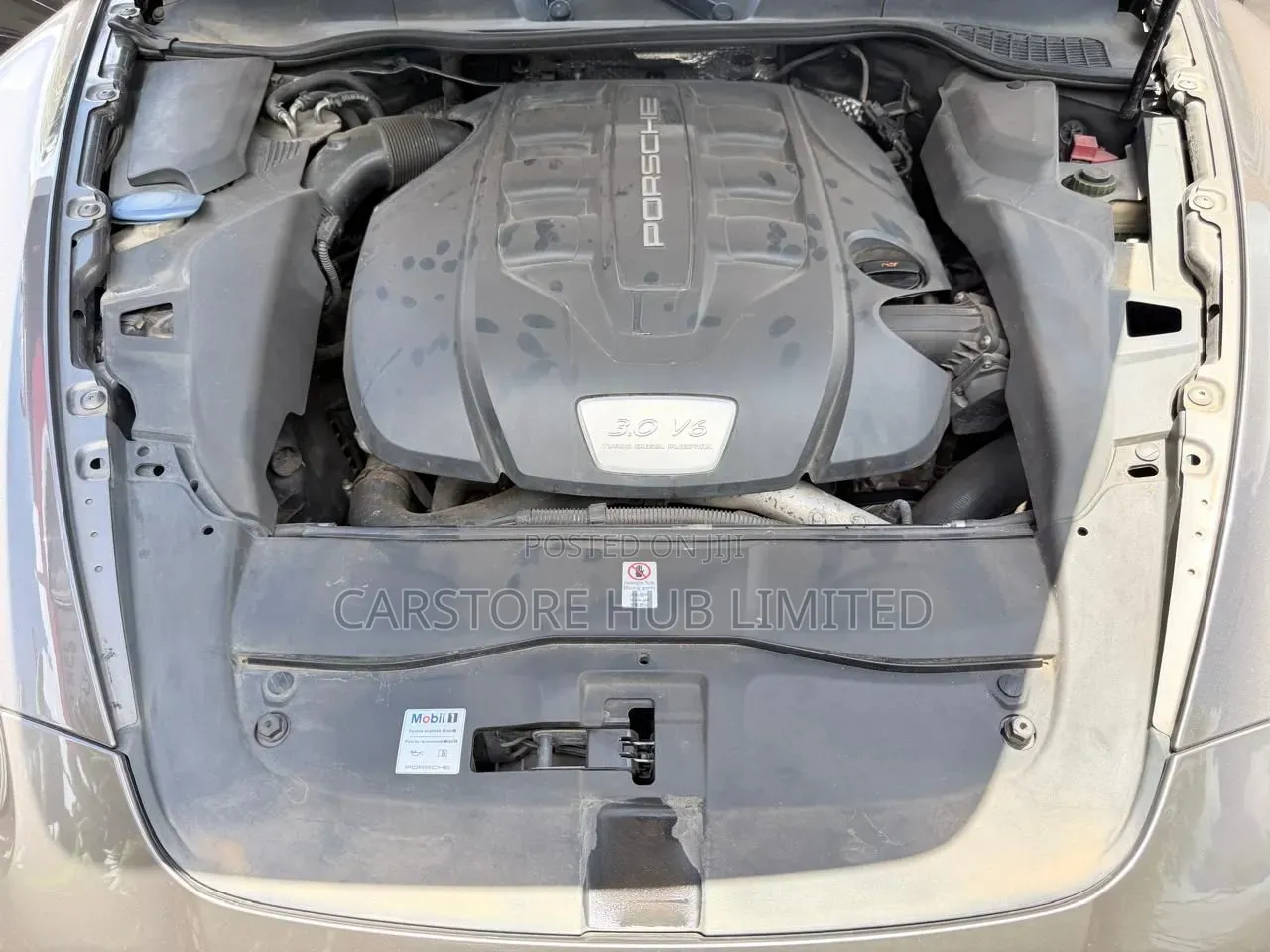 Porsche Cayenne Diesel 2012 Brown