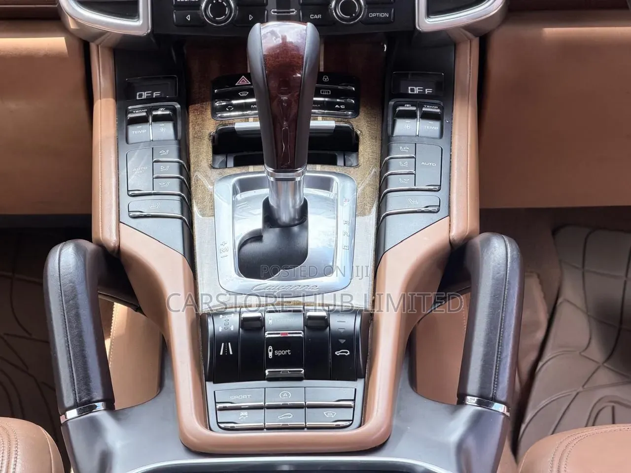 Porsche Cayenne Diesel 2012 Brown