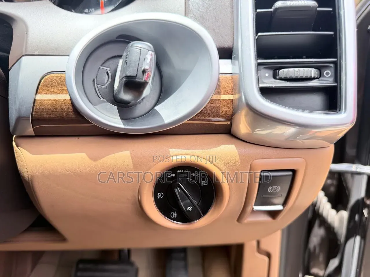 Porsche Cayenne Diesel 2012 Brown