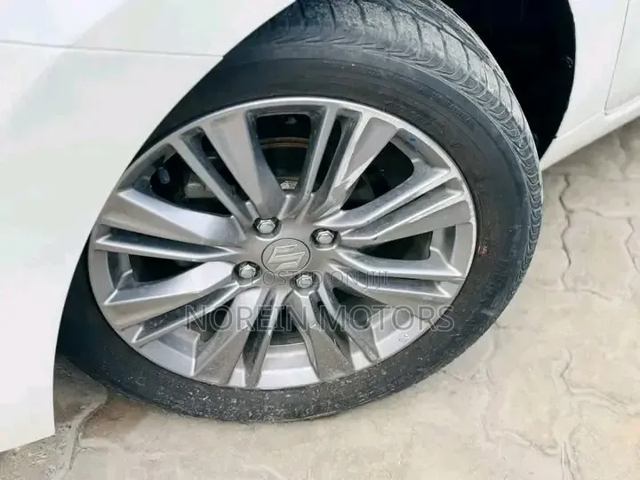 Suzuki Baleno 2020 White