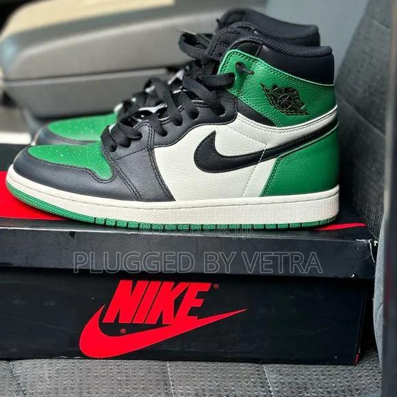 Air Jordan 1 Retro High "Pine Green"
 Sizes 38_45.
