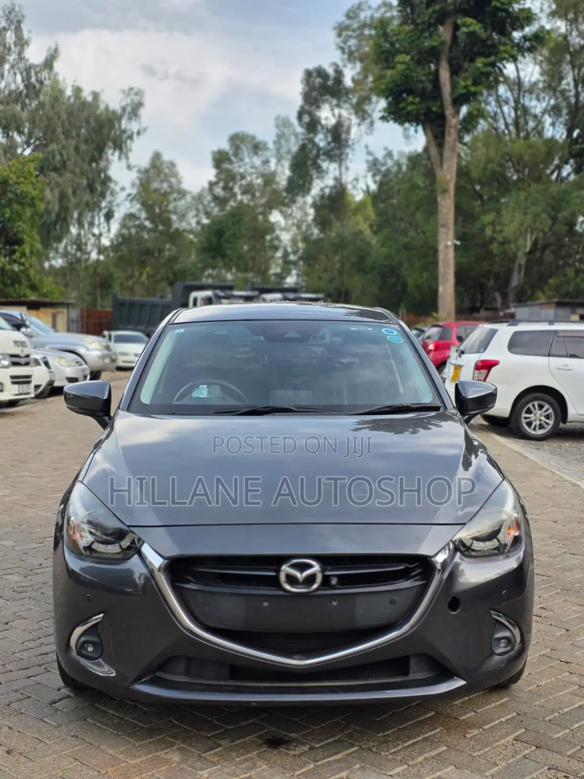 Mazda Demio 2018 Gray
