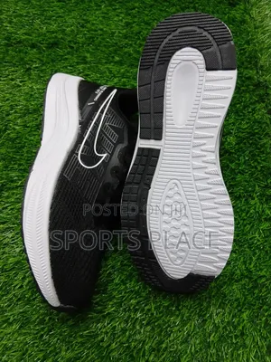 Nike Air Zoom Structure 22 Black Sports Running Shoes