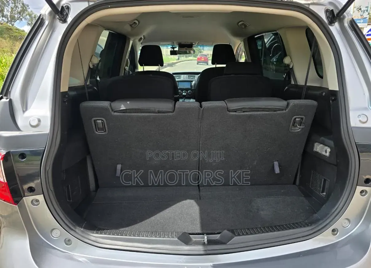 Mazda Premacy 2017 Silver