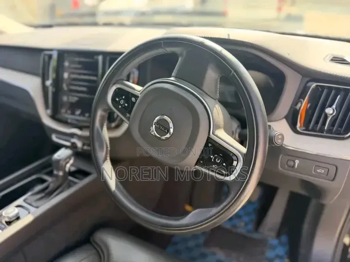 Volvo XC60 2019 Black