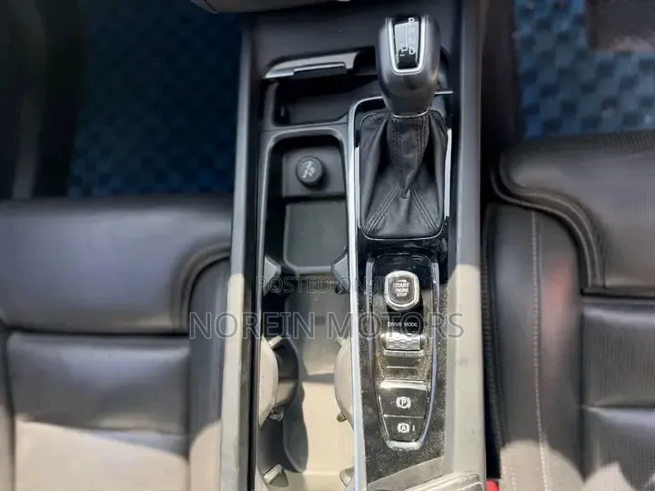 Volvo XC60 2019 Black