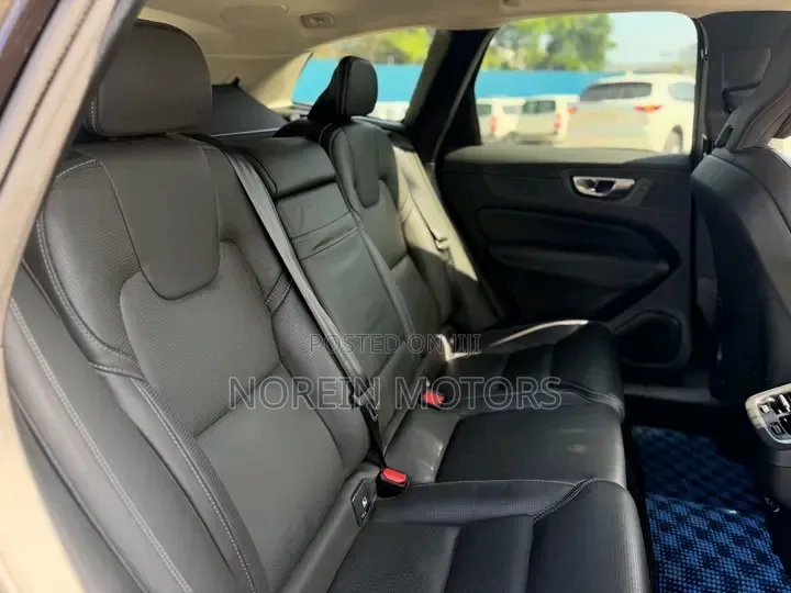 Volvo XC60 2019 Black