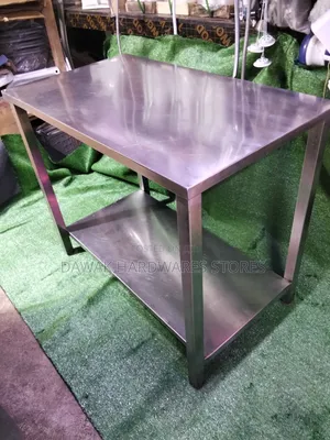 Commercial Table With a Lower Part