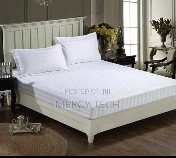 White Hotel-Style Striped Bedsheet Set