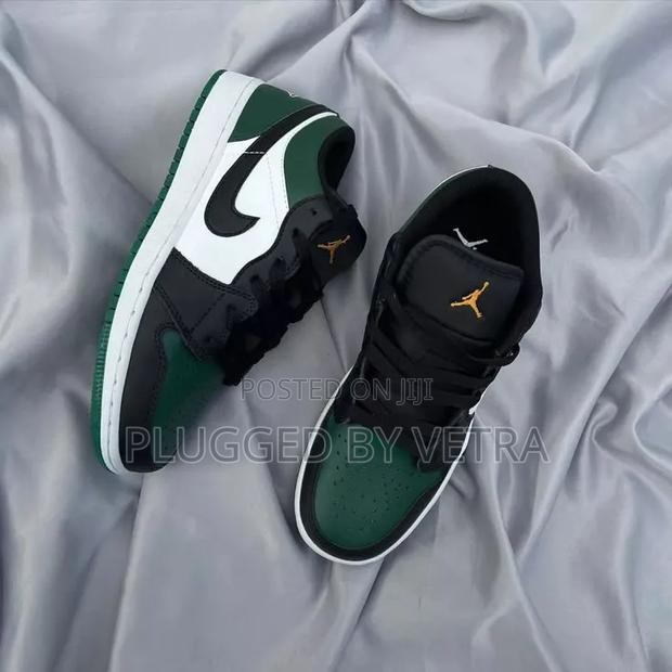 Air Jordan 1 Low " Green Toe"
 Sizes 37_45.
