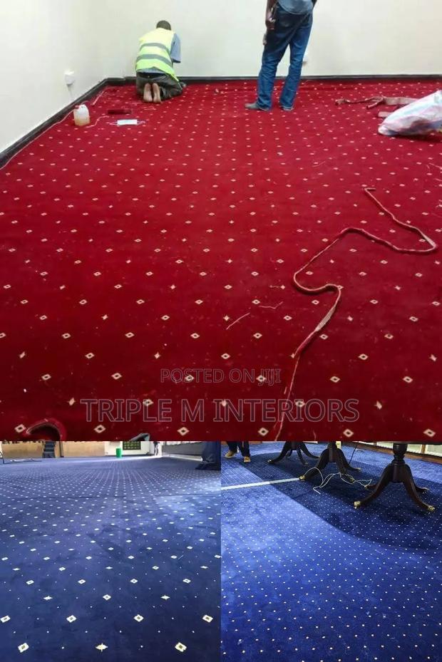 Luxury Office Dot Texture Carpet Covering - main view
