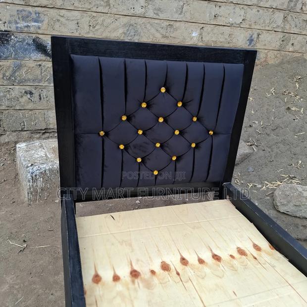 Contemporary Modern Mocket Bed on Offer!!