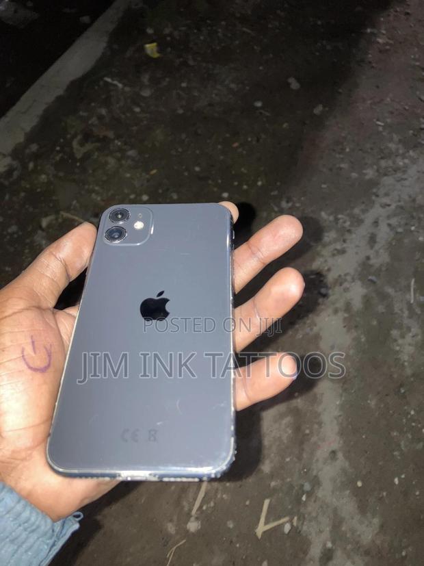 Apple iPhone 11 64 GB Black - thumbnail 5