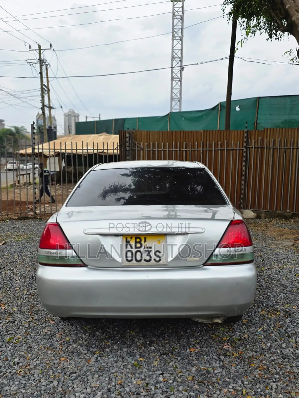 Toyota Mark II 2004 Silver