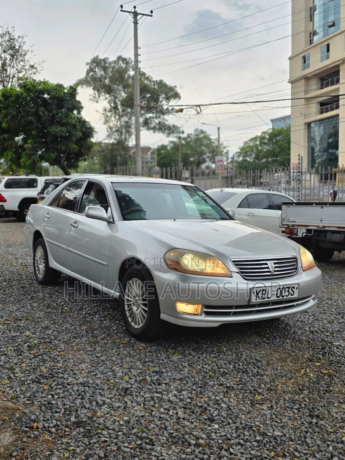Toyota Mark II 2004 Silver