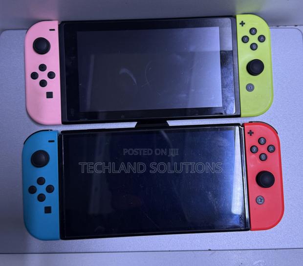 Nintendo Switch Version 2 - thumbnail 4