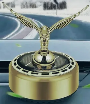 Automatic Rotating Solar Car Dashboard Air Freshener